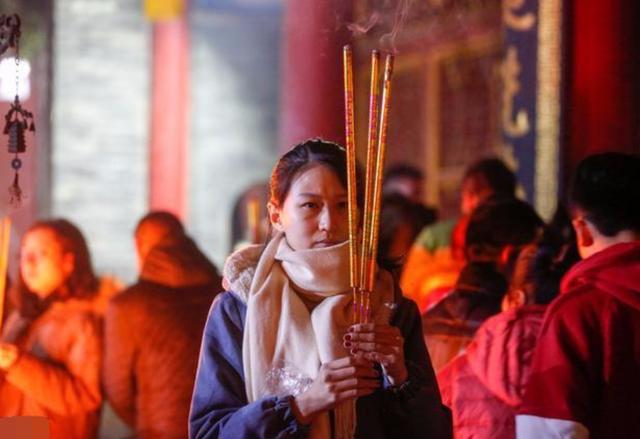 迎財(cái)神_迎財(cái)神初幾_迎財(cái)神祝福語